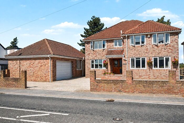 6 Bedroom Detached House For Sale In Fernside House, Bishopdyke Road, Sherburn In Elmet, Leeds, North Yorkshire, LS25