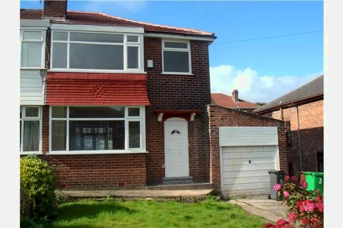 3 Bedroom Semi-Detached House To Rent In Gwendor Avenue, Manchester M8