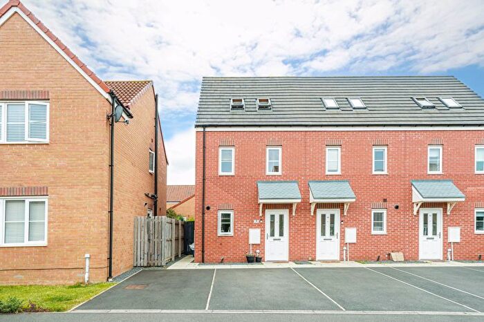 3 Bedroom End Of Terrace House For Sale In Watling Road, Ingleby Barwick, Stockton-On-Tees, TS17