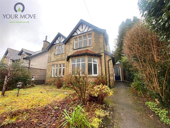 3 Bedroom Detached House For Sale In Ferncliffe Drive, Keighley, West Yorkshire, BD20
