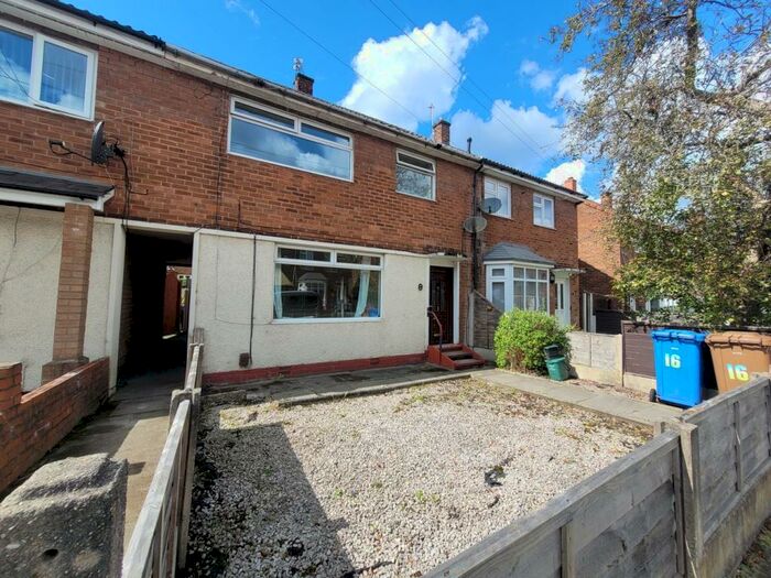 3 Bedroom Semi-Detached House To Rent In Dunster Avenue, Swinton, Manchester, M27