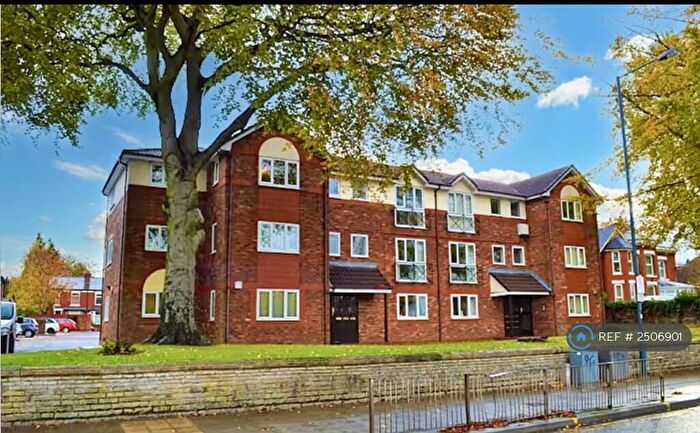 1 Bedroom Flat To Rent In Oak Bank, Prestwich, Manchester, M25