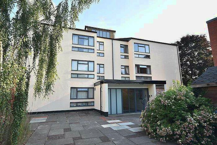 1 Bedroom Apartment To Rent In Field View, Caversham, Reading, RG4