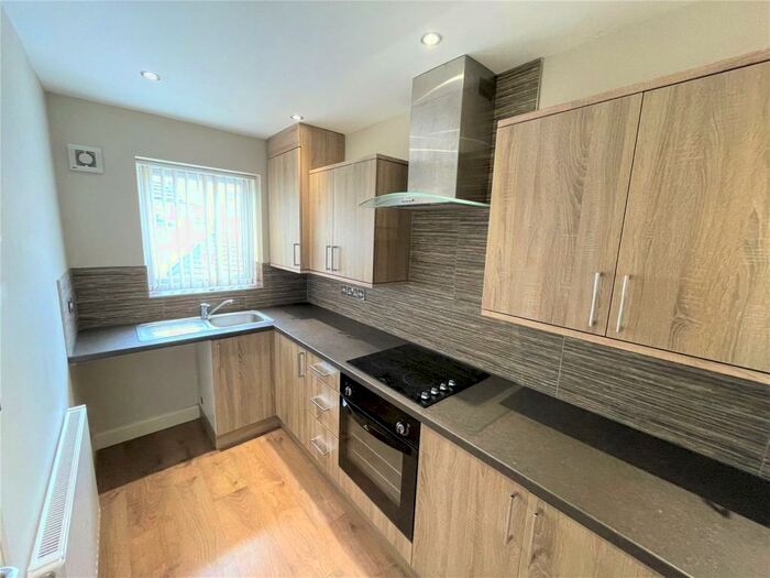 1 Bedroom Apartment To Rent In Eley Court, Halesowen Street, Rowley Regis, West Midlands, B65