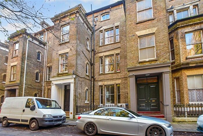 3 Bedroom Flat For Sale In Victoria Park, Dover, Kent, CT16