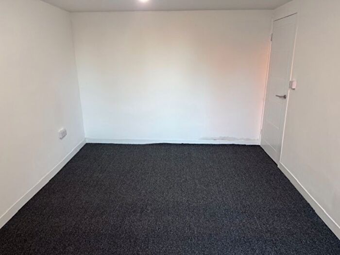1 Bedroom Flat To Rent In Park Street, Madeley, Telford, TF7