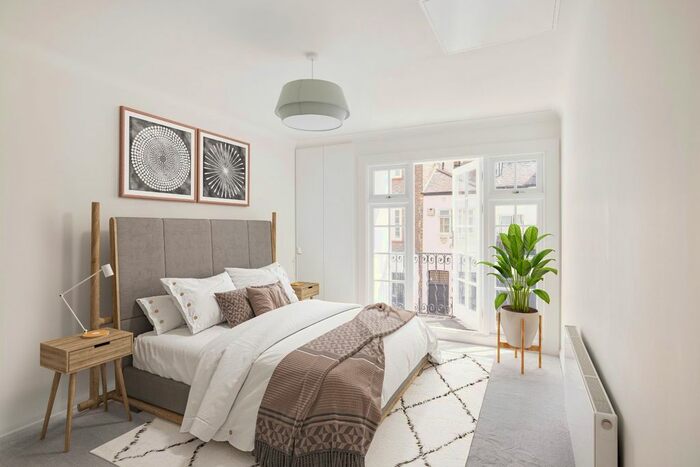 3 Bedroom Mews To Rent In Pavilion Road, Belgravia, London, SW1X