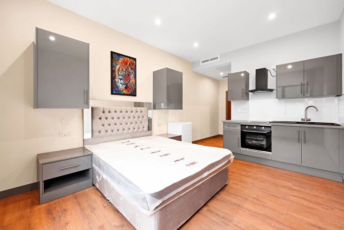 Studio To Rent In Cranbrook Road, Ilford, IG1