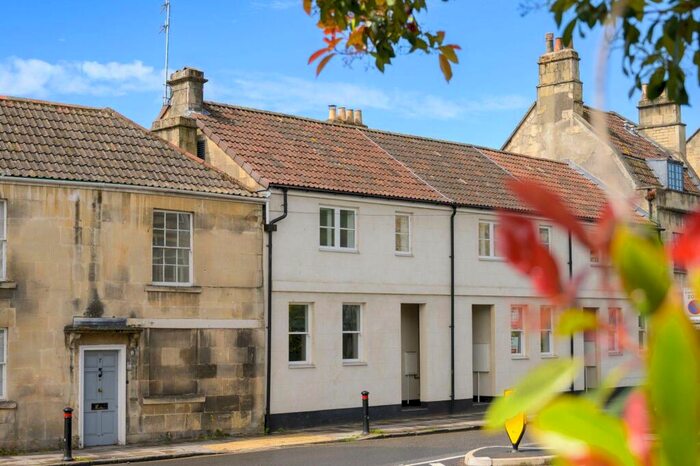 2 Bedroom House To Rent In Monmouth Place, BA1