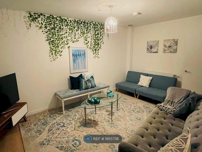 2 Bedroom Flat To Rent In Wells Terrace, London, N4