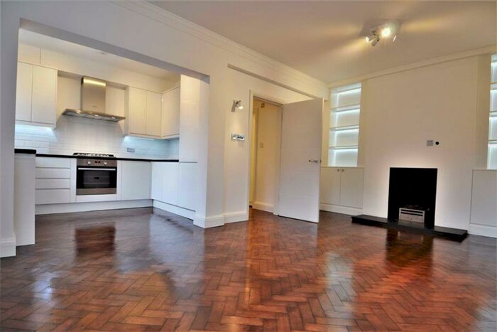 2 Bedroom Flat To Rent In Hylda Court, Kentish Town, NW5