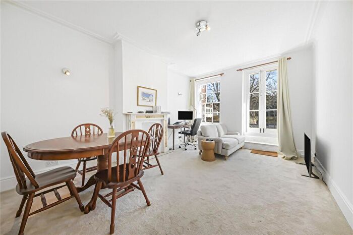 2 Bedroom Apartment To Rent In Abbey House, Garden Road, St. John's Wood, London, NW8