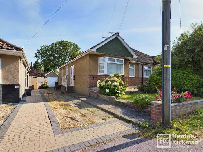 2 Bedroom Semi-Detached Bungalow To Rent In Perry Street, Billericay CM12
