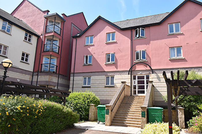 2 Bedroom Apartment For Sale In Waterside, Haven Road, Exeter, EX2