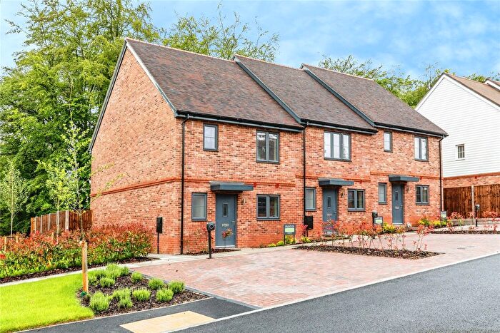 3 Bedroom End Of Terrace House For Sale In North Trade Road, Battle, East Sussex, TN33