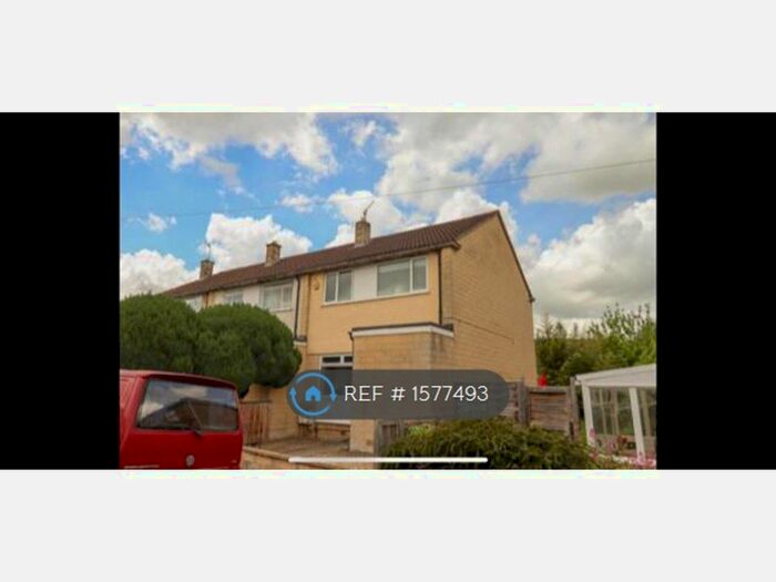 3 Bedroom End Of Terrace House To Rent In Triangle Villas, Bath, BA2