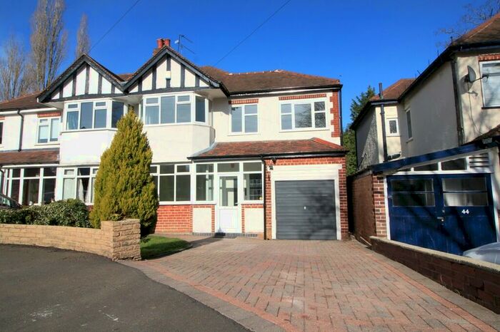 4 Bedroom Semi-Detached House To Rent In Wheats Avenue, Harborne, B17