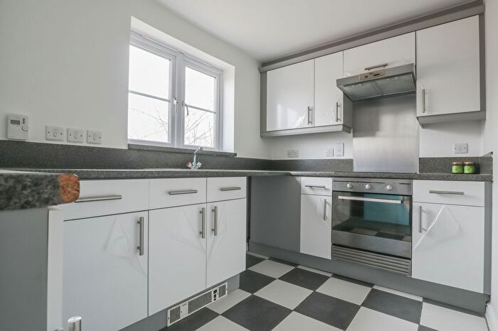 2 Bedroom Flat To Rent In Kingfisher Drive, Soham, CB7