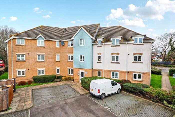 2 Bedroom Apartment For Sale In Sherwood Avenue, Larkfield, Aylesford, ME20