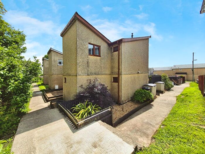 3 Bedroom End Of Terrace House For Sale In Pen-Y-Grug, Rassau, Ebbw Vale, NP23