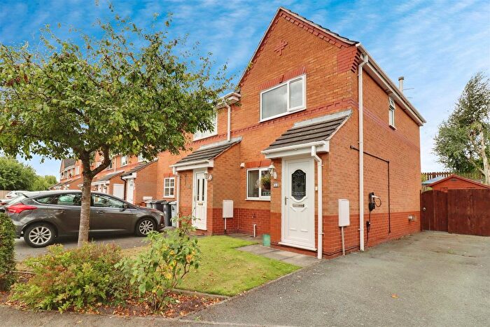 2 Bedroom Property For Sale In Rutland Close, Sandbach, CW11