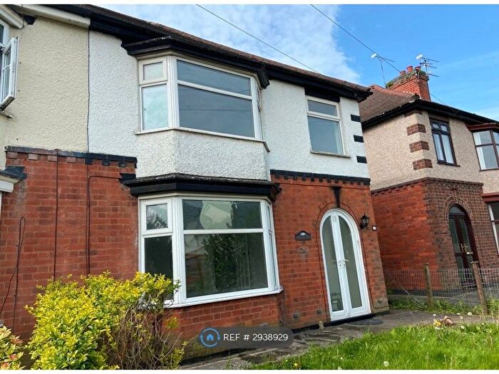 3 Bedroom Semi-Detached House To Rent In Queens Road, Nuneaton, CV11