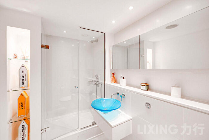 2 Bedroom Apartment To Rent In Hertsmere Road, Canary Wharf, E14