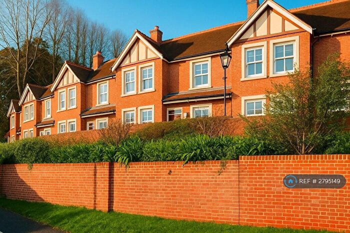 2 Bedroom Terraced House To Rent In Bohemia Villas, Sidmouth, EX10