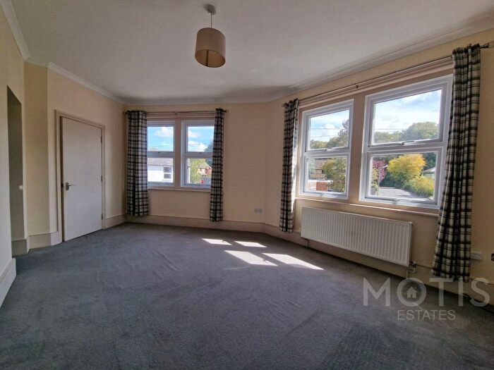 2 Bedroom Flat To Rent In Station Road, Lyminge, CT18