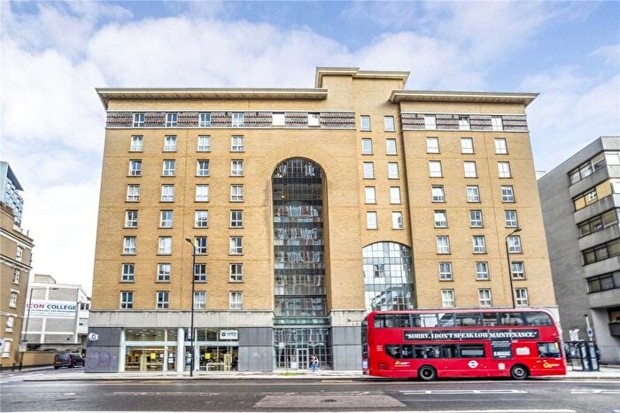 2 Bedroom Apartment For Sale In Dryden Building, Commercial Road, London, E1