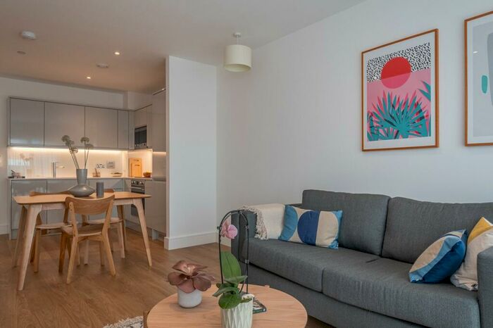 2 Bedroom Apartment To Rent In Hooper Street, Birmingham, B18