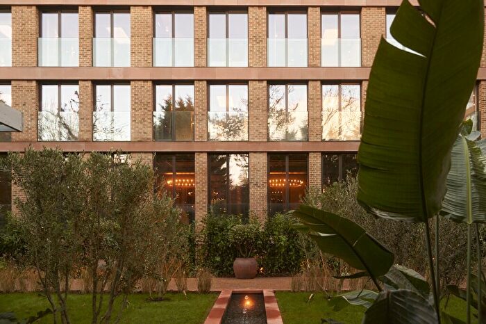 Studio To Rent In Dandi Brondesbury, Willesden Lane, NW2