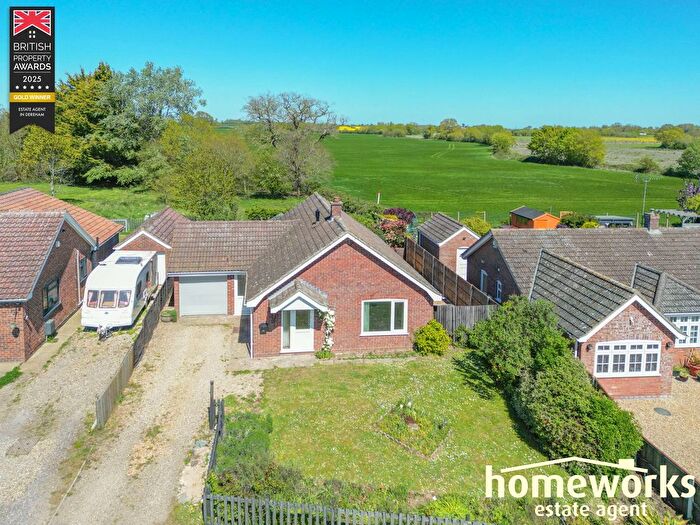 3 Bedroom Bungalow For Sale In Bradenham Road, Shipdham, Thetford, IP25