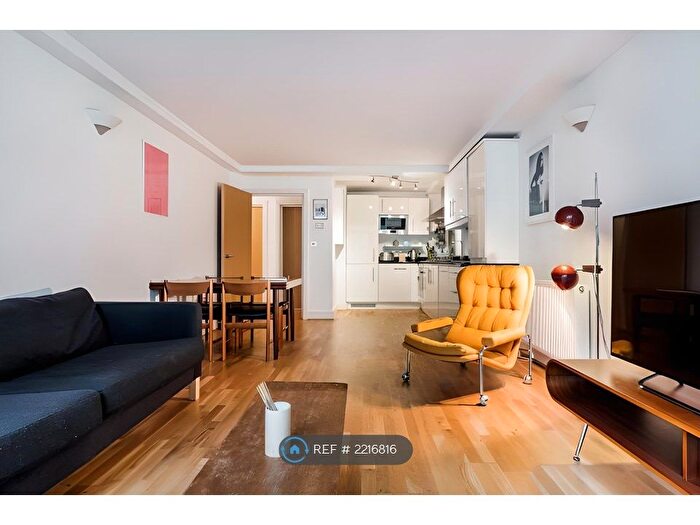 2 Bedroom Flat To Rent In Newington Green, London, N16