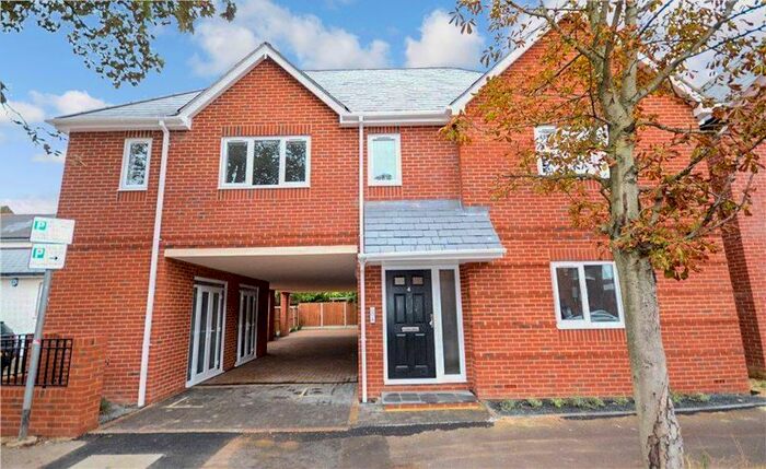 1 Bedroom Flat To Rent In Queens Road, Farnborough, GU14