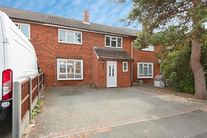 3 Bedroom Terraced House For Sale In Lygrave, Stevenage, SG2