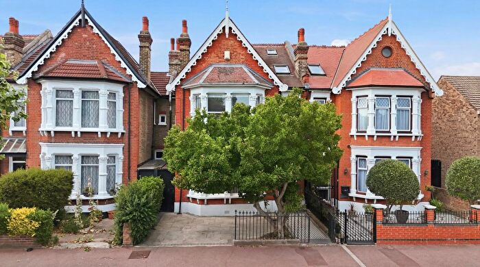 6 Bedroom Property For Sale In Empress Avenue, Wanstead, E12
