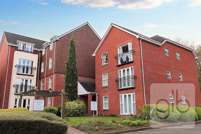 2 Bedroom Apartment For Sale In Birch Meadow Close, Warwick, CV34