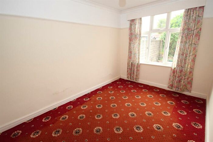 2 Bedroom Semi-Detached Bungalow For Sale In Tyn-Y-Parc Road, Rhiwbina, Cardiff, CF14