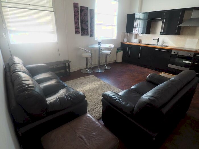 1 Bedroom Apartment To Rent In Jameson Street, Hull, HU1