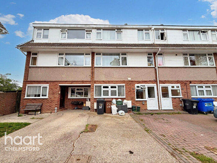 4 Bedroom Town House For Sale In St Fabians Drive, Chelmsford, CM1