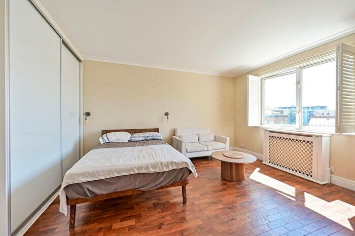 Studio To Rent In Point Pleasant, Putney, London, SW18