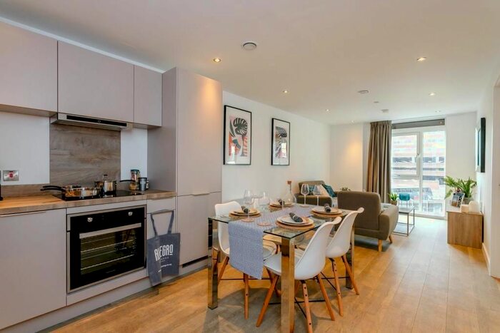 1 Bedroom Flat To Rent In The Priory Queensway, Birmingham, B4