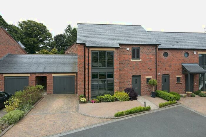 4 Bedroom Semi-Detached House For Sale In Henbury Place, Henbury, Macclesfield, SK10