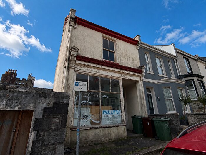 3 Bedroom End Of Terrace House For Sale In Holdsworth Street, Plymouth, Devon, PL4