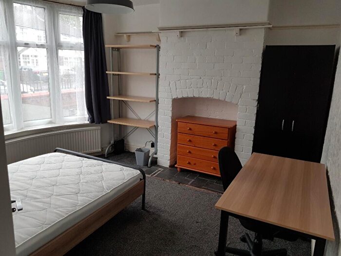 3 Bedroom Terraced House To Rent In Victoria Road, Old Moat, Manchester, M14