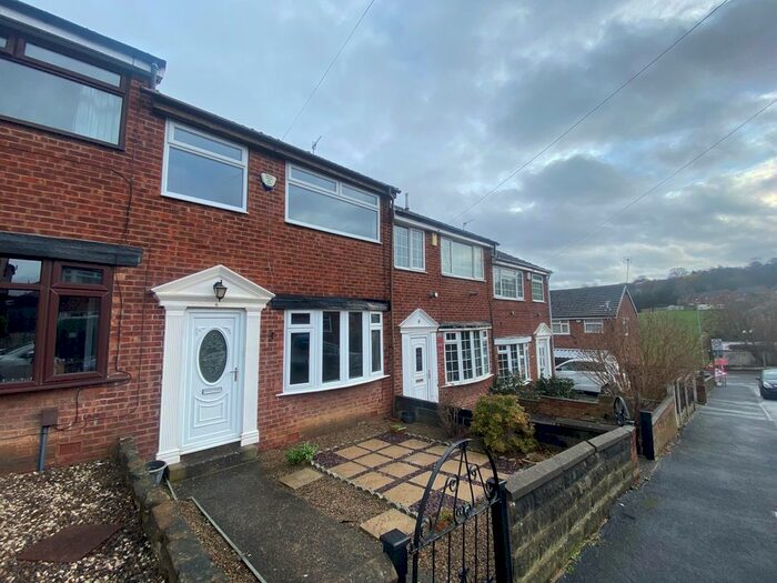 3 Bedroom Property To Rent In Raynville Avenue, Bramley, Leeds LS13
