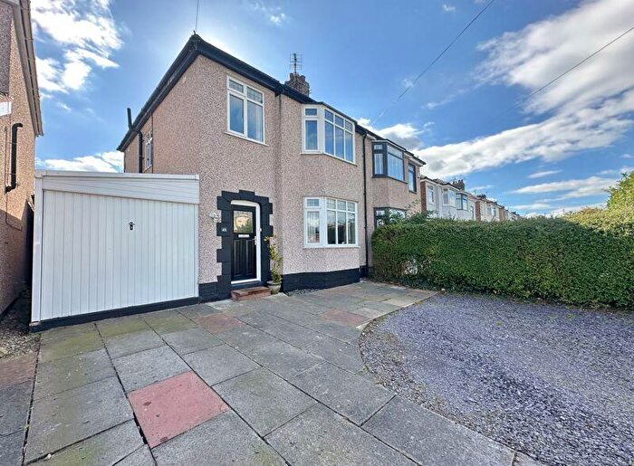 3 Bedroom Semi-Detached House For Sale In Lloyd Drive, Greasby, Wirral, CH49