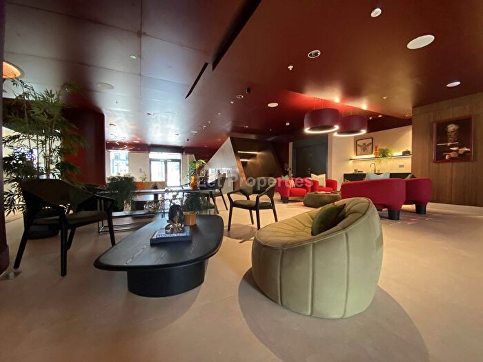 1 Bedroom Flat To Rent In Waterhouse Gardens, Dutton Street, M3