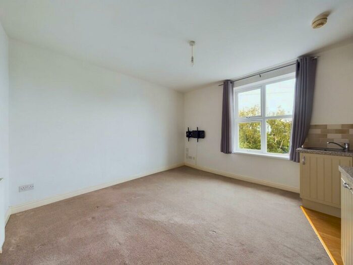 1 Bedroom Flat To Rent In Nicholas Lane, Bristol, BS5